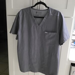 Figs Men's Charcoal Short Sleeve V-Neck Tee Technical Collection Large